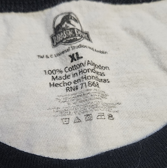 Jurassic Park White T-Shirt - Picture 5 of 9
